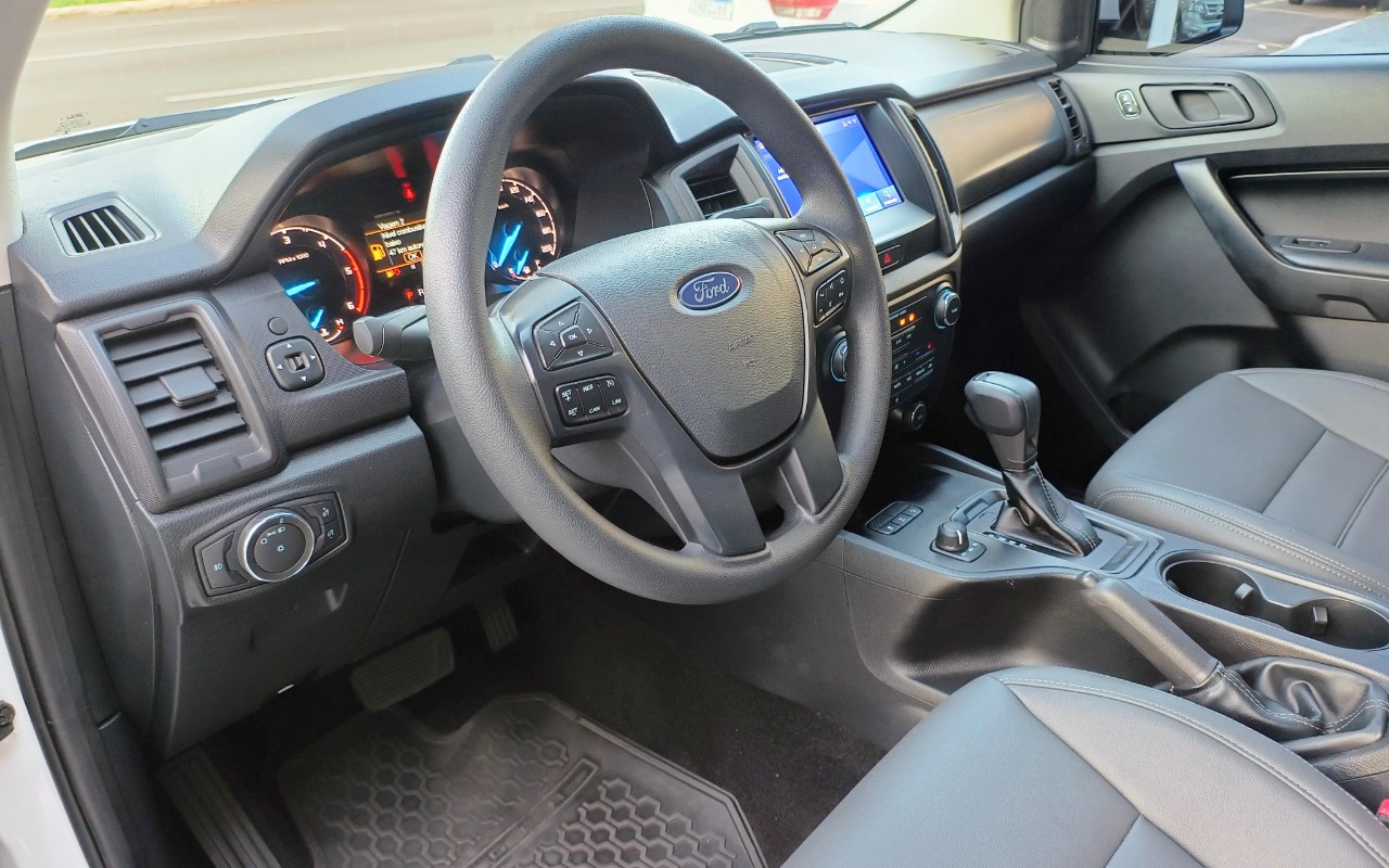 imagem-https://www.socarrao.com.br/sc-vehicle-images-prod/980695/1775153992872-Rk9SRCBSQU5HRVIgMi4yIFhMUyA0WDQgQ0QgRElFU0VMIEFVVE9Nw4FUSUNPIDIwMjIgQlJBTkNPIDEzLmpwZw.jpg