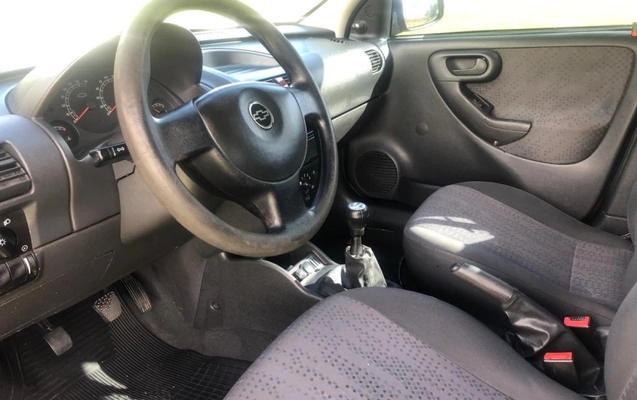 imagem-https://www.socarrao.com.br/sc-vehicle-images-prod/980701/1785852347749-WHHygOPrkmdvR2Vif3u82HGyEmt7y81k.jpg