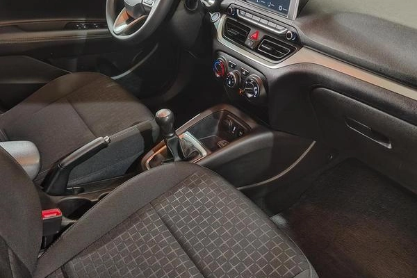 imagem-https://www.socarrao.com.br/sc-vehicle-images-prod/981129/1781289695117-7959295_16_B_511cc7bef4.jpeg