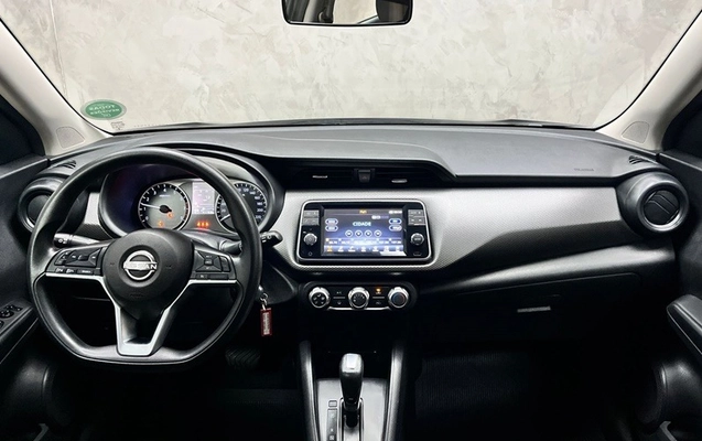 imagem-https://www.socarrao.com.br/sc-vehicle-images-prod/981177/1787918594798-c693eb2d-5bfd-4146-ac9b-cd70290dde96.jpg