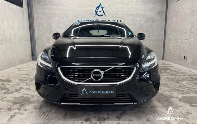 imagem-https://www.socarrao.com.br/sc-vehicle-images-prod/981214/1789412666909-16f2366e007f430c840bcce9d6510549_1775158318334.jpeg