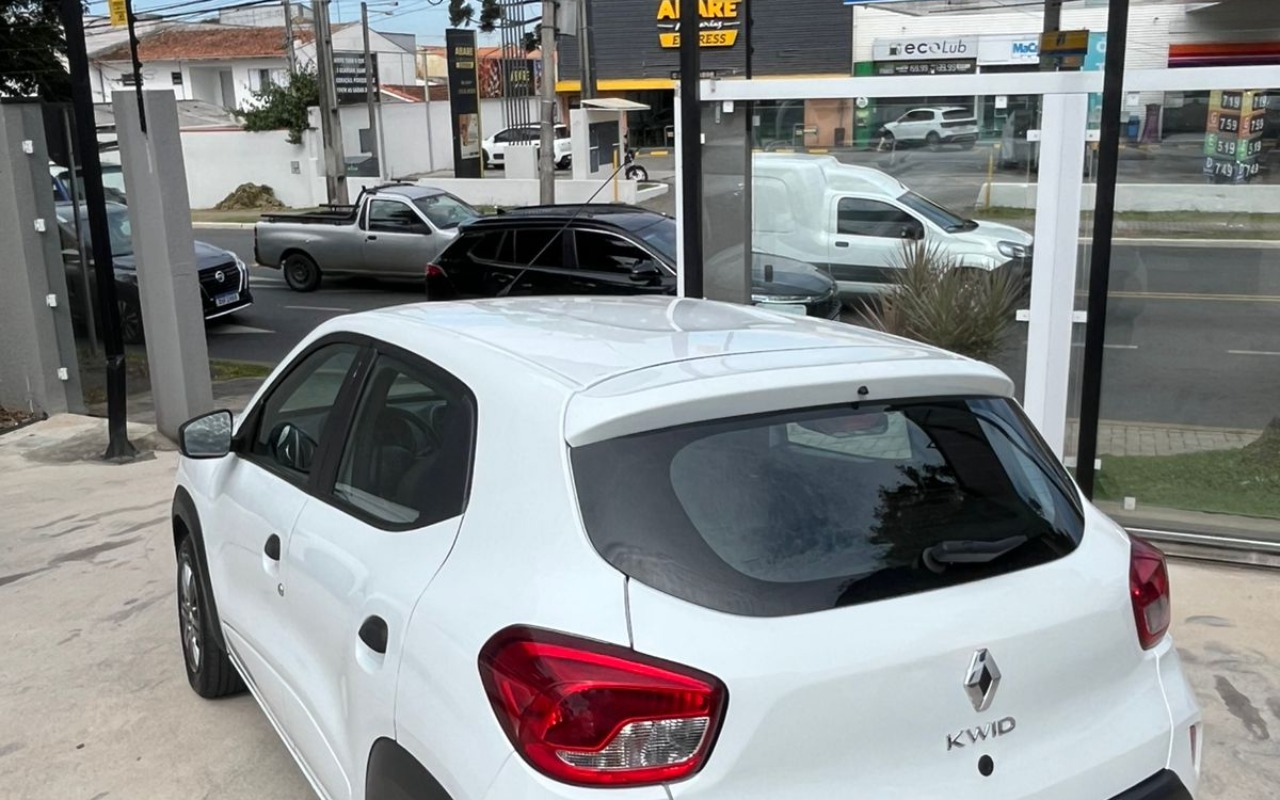 imagem-https://www.socarrao.com.br/sc-vehicle-images-prod/981247/1775159842122-V2hhdHNBcHAgSW1hZ2UgMjAyNi0wNC0wMiBhdCAxMi41MC41MiAoMSkgKDMpLmpwZWc.jpeg
