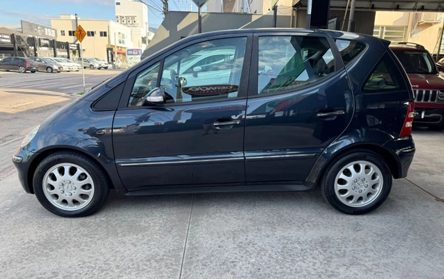 imagem-https://www.socarrao.com.br/sc-vehicle-images-prod/981254/1775564629107-gb-d10ea5b.jpeg