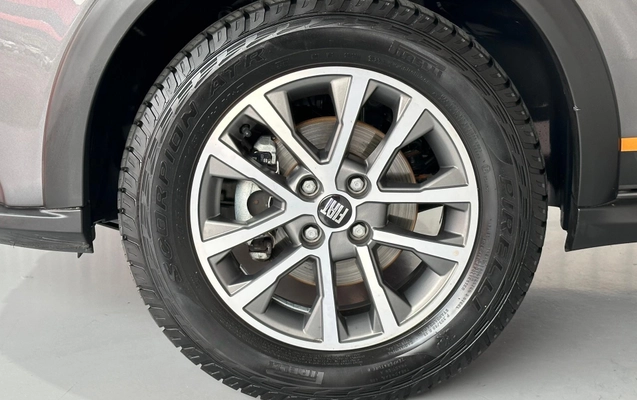 imagem-https://www.socarrao.com.br/sc-vehicle-images-prod/981368/1775161115352-a011318166444fd8ba2648fc57262cd3_1775160723126.jpeg