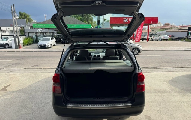 imagem-https://www.socarrao.com.br/sc-vehicle-images-prod/981396/1775161377659-gb-3c426fc.jpeg