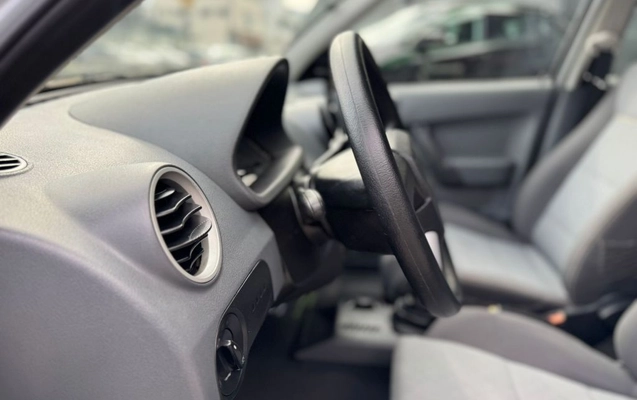 imagem-https://www.socarrao.com.br/sc-vehicle-images-prod/981396/1775161377664-gb-c0c3ee0.jpeg