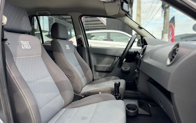 imagem-https://www.socarrao.com.br/sc-vehicle-images-prod/981396/1775161377667-gb-da537b7.jpeg
