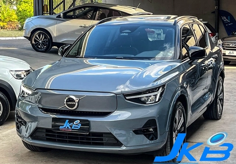 Volvo XC40 2023 Cinza — foto 1 de 3
