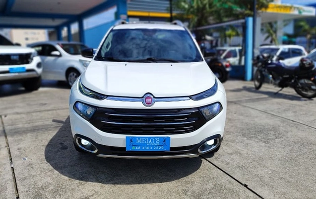 imagem-https://www.socarrao.com.br/sc-vehicle-images-prod/981540/1780316404573-gb-f78e30b.jpeg