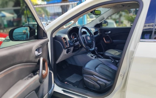 imagem-https://www.socarrao.com.br/sc-vehicle-images-prod/981540/1780316404582-gb-3516ecf.jpeg