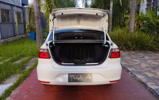 imagem-https://www.socarrao.com.br/sc-vehicle-images-prod/981598/1785416114150-TfbCQfDhdPmjzX3BFPHLVQ07pfHTce6I.jpg