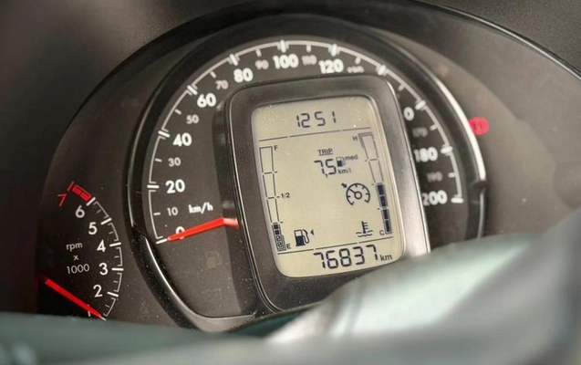 imagem-https://www.socarrao.com.br/sc-vehicle-images-prod/981693/1780603520275-7961481_16_B_0e8f616b87.jpeg