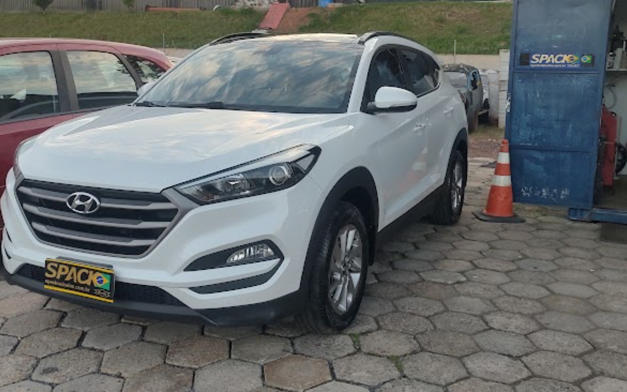 Hyundai Tucson GLS 1.6 Turbo 16V Aut. na cor Branco em Campo Largo / PR - 981731