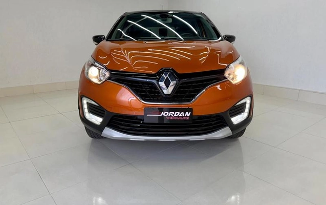 imagem-https://www.socarrao.com.br/sc-vehicle-images-prod/981976/1784725774781-7961565_5_B_6673838f9b.jpeg