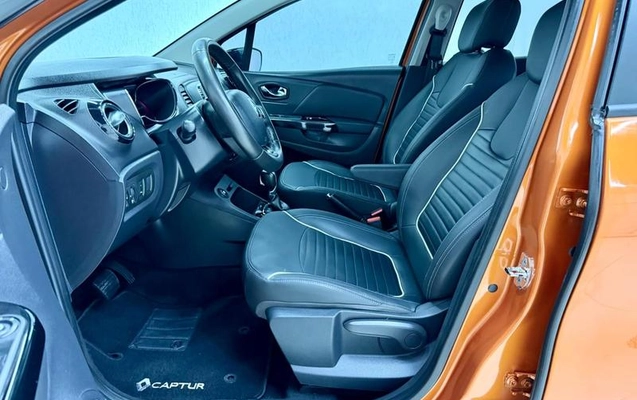 imagem-https://www.socarrao.com.br/sc-vehicle-images-prod/981976/1784725774796-7961565_15_B_8715d90d5f.jpeg