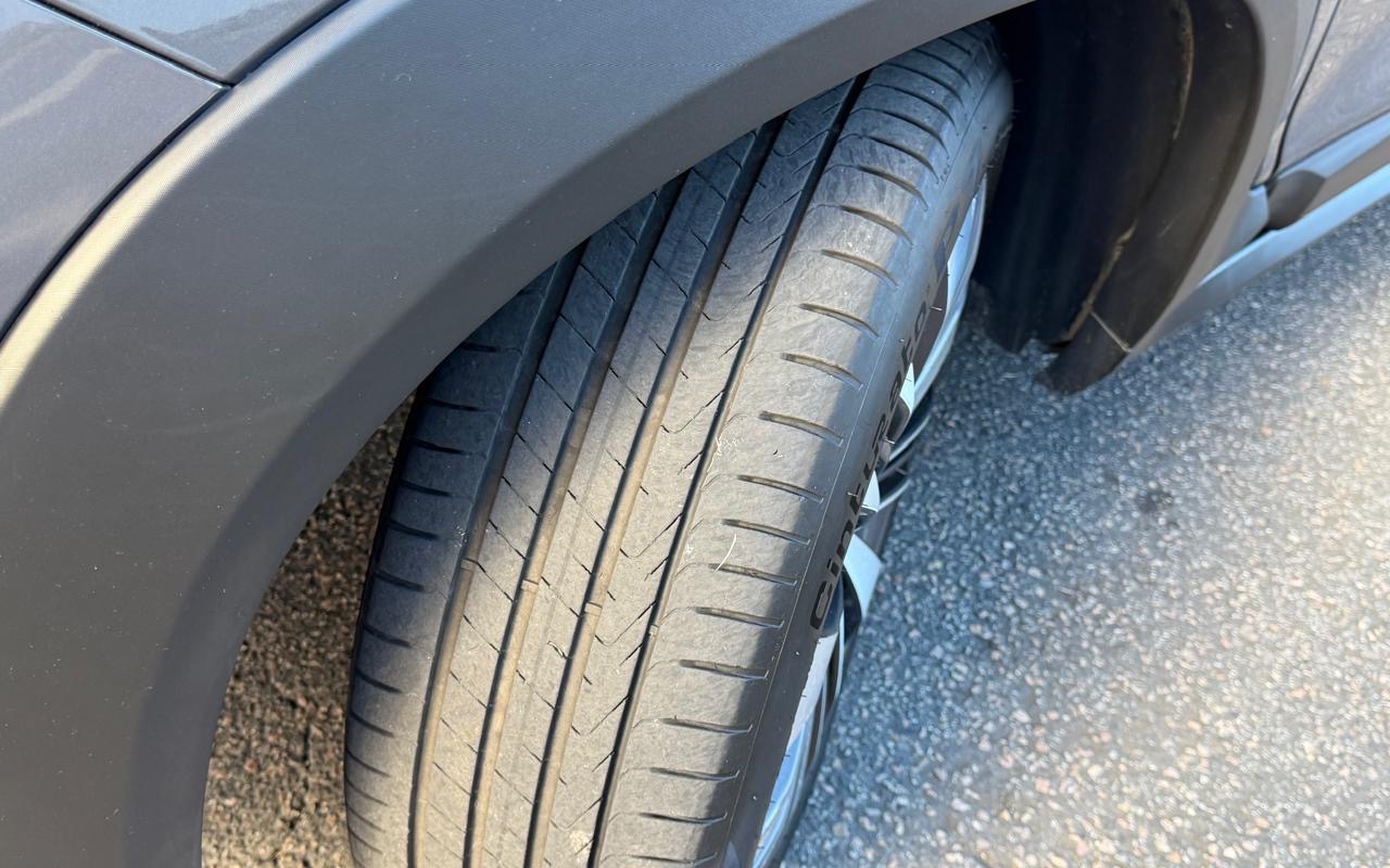 imagem-https://www.socarrao.com.br/sc-vehicle-images-prod/981978/1778028067078-MWM2MTgwMDgtMTM4YS00YzJmLWE2NDYtOTA5NDMxMDhkNTBmLmpwZWc.jpeg
