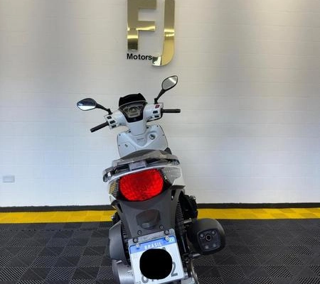imagem-https://www.socarrao.com.br/sc-vehicle-images-prod/982483/1790010636669-7937510_19_B_66e5c8c0c2.jpeg