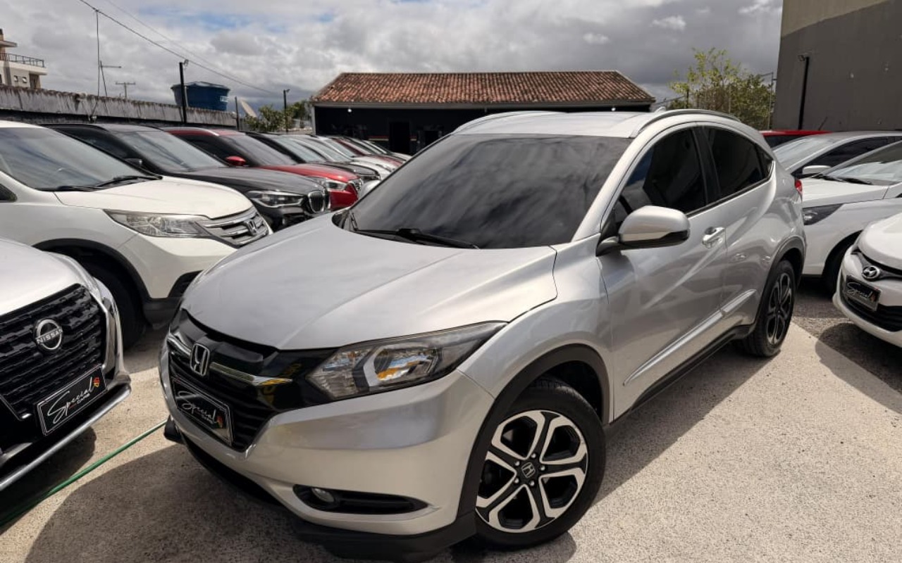 imagem-https://www.socarrao.com.br/sc-vehicle-images-prod/982584/1775241682457-V2hhdHNBcHAgSW1hZ2UgMjAyNi0wMy0zMSBhdCAxNC41MS4wOCAoMSkuanBlZw.jpeg