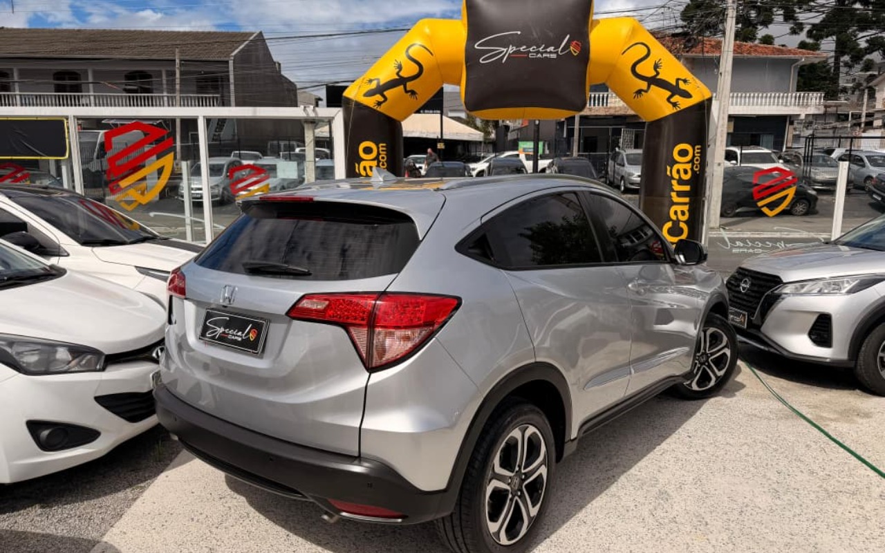 imagem-https://www.socarrao.com.br/sc-vehicle-images-prod/982584/1775241682596-V2hhdHNBcHAgSW1hZ2UgMjAyNi0wMy0zMSBhdCAxNC41MS4wOS5qcGVn.jpeg