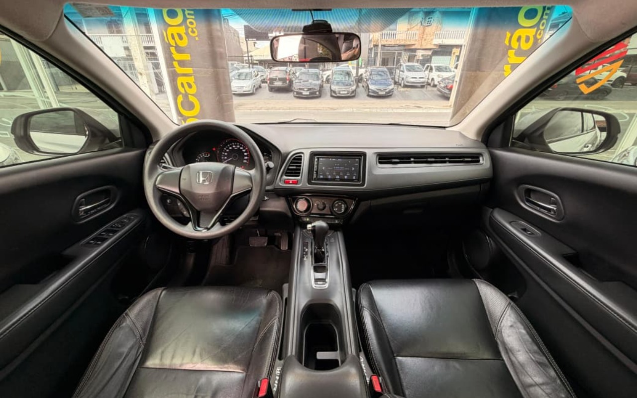 imagem-https://www.socarrao.com.br/sc-vehicle-images-prod/982584/1775241683056-V2hhdHNBcHAgSW1hZ2UgMjAyNi0wMy0zMSBhdCAxNC41MS4yNSAoMSkuanBlZw.jpeg