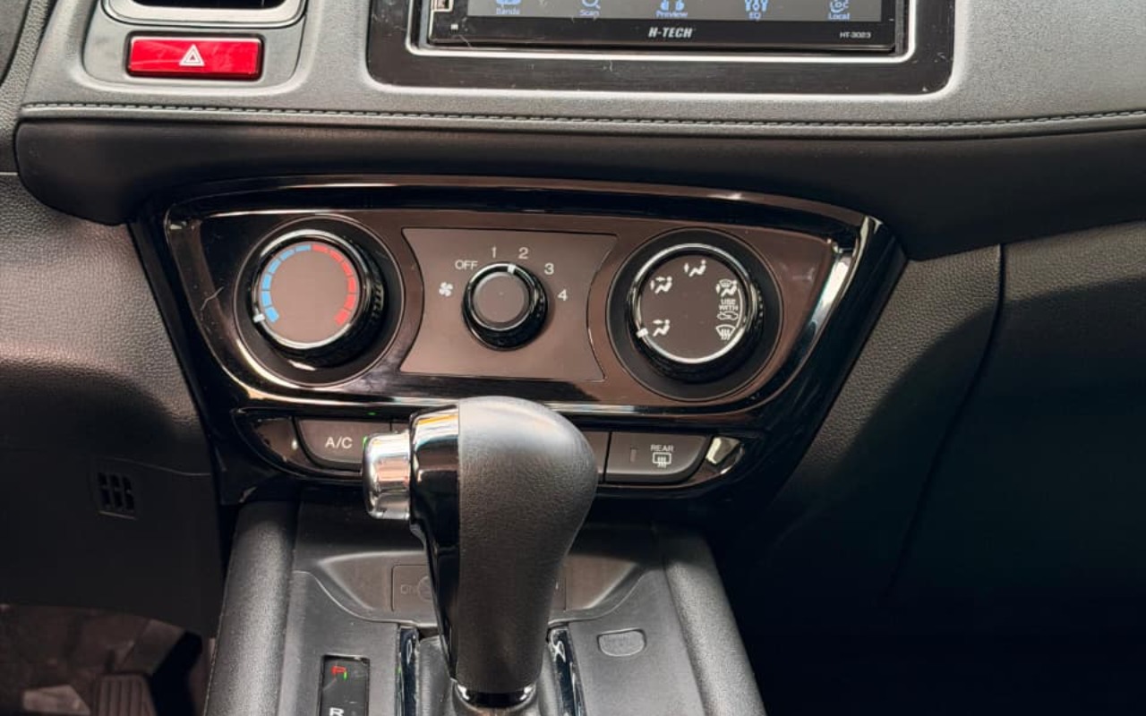 imagem-https://www.socarrao.com.br/sc-vehicle-images-prod/982584/1775241683379-V2hhdHNBcHAgSW1hZ2UgMjAyNi0wMy0zMSBhdCAxNC41MS4zNy5qcGVn.jpeg