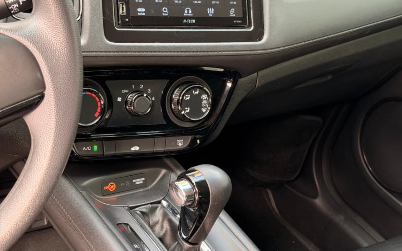 imagem-https://www.socarrao.com.br/sc-vehicle-images-prod/982584/1775241683633-V2hhdHNBcHAgSW1hZ2UgMjAyNi0wMy0zMSBhdCAxNC41MS4zNi5qcGVn.jpeg