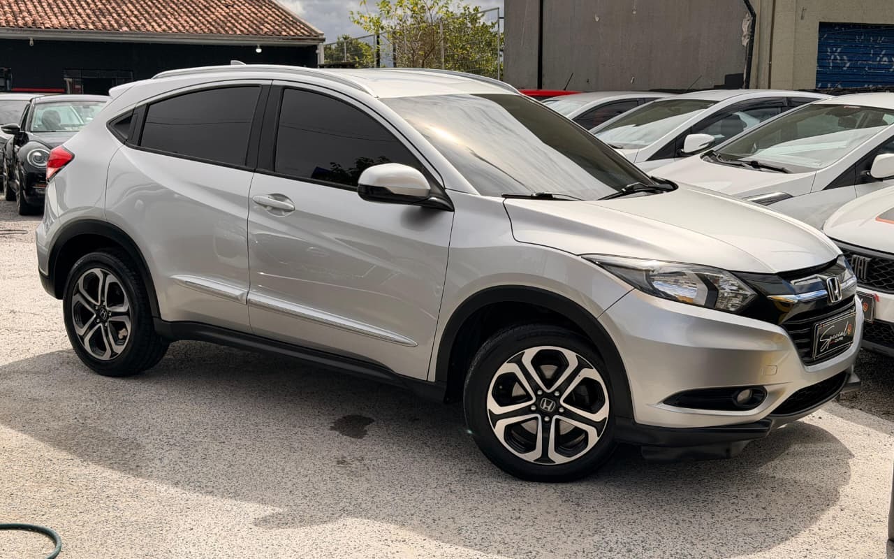 imagem-https://www.socarrao.com.br/sc-vehicle-images-prod/982584/1775241683927-V2hhdHNBcHAgSW1hZ2UgMjAyNi0wMy0zMSBhdCAxNC41MS4zOCAoMikuanBlZw.jpeg