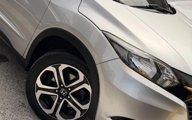 imagem-https://www.socarrao.com.br/sc-vehicle-images-prod/982584/1775241684051-V2hhdHNBcHAgSW1hZ2UgMjAyNi0wMy0zMSBhdCAxNC41MS4zOCAoMSkuanBlZw.jpeg