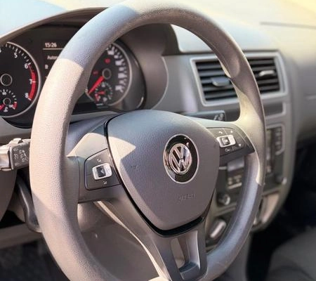 imagem-https://www.socarrao.com.br/sc-vehicle-images-prod/982592/1781275320850-7961728_15_B_f9b2403fb1.jpeg