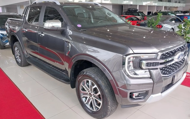 imagem-https://www.socarrao.com.br/sc-vehicle-images-prod/983034/1777036178496-e9451777-93ce-4551-9970-ac1e82b50ba5.jpg