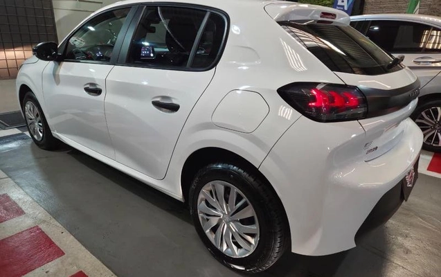 imagem-https://www.socarrao.com.br/sc-vehicle-images-prod/983095/1775315388649-7958817_0_B_4d3e4e7a6e.jpeg