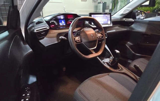 imagem-https://www.socarrao.com.br/sc-vehicle-images-prod/983095/1775315388666-7958817_0_B_b002c770fb.jpeg