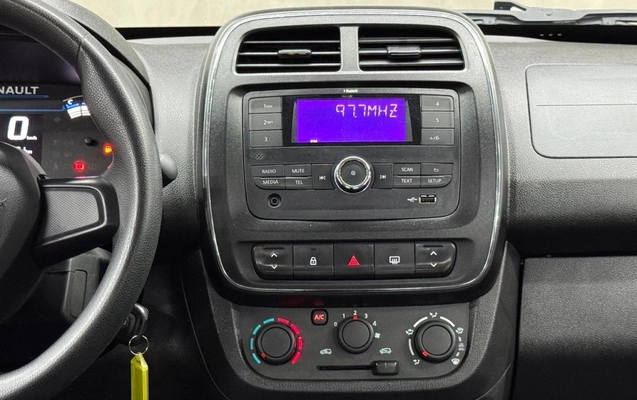 imagem-https://www.socarrao.com.br/sc-vehicle-images-prod/983327/1775332251906-17_045041.jpg