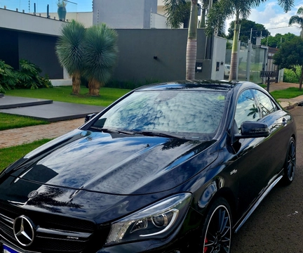 Mercedes-Benz CLA-45 AMG 2015 Preto — foto 1 de 3