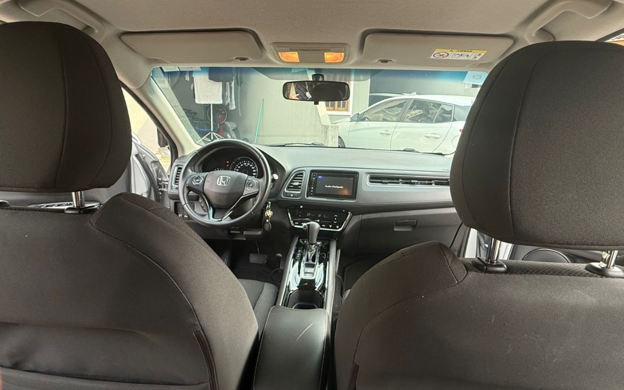 imagem-https://www.socarrao.com.br/sc-vehicle-images-prod/983824/1775437750058-ZjU2YWM1NWItMDIyNC00NjExLWE0ZDUtZTE4YzIyNWJjZTE0LmpwZWc.jpeg