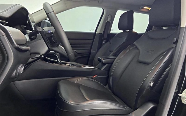imagem-https://www.socarrao.com.br/sc-vehicle-images-prod/984038/1791467012823-7937219_9_B_b3f5fa4b96.jpeg