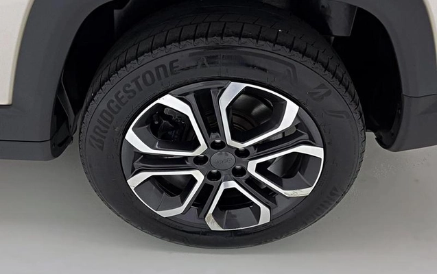 imagem-https://www.socarrao.com.br/sc-vehicle-images-prod/984140/1791466759732-7937209_15_B_1d271f8489.jpeg