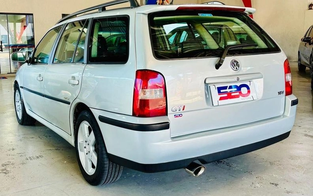 imagem-https://www.socarrao.com.br/sc-vehicle-images-prod/984414/1789417558836-7314917_11_B_a2cf19889d.jpeg
