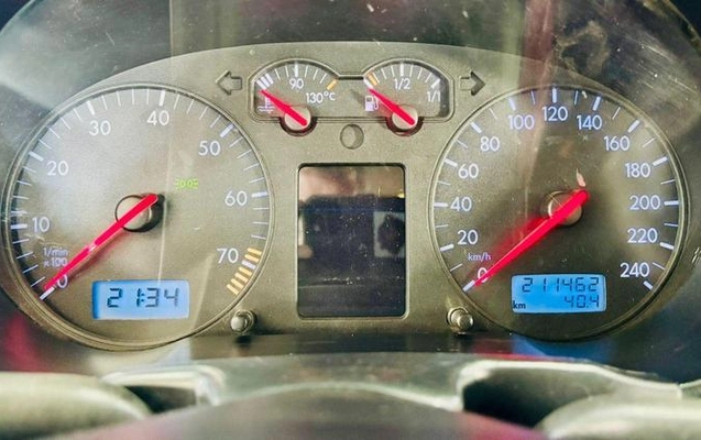 imagem-https://www.socarrao.com.br/sc-vehicle-images-prod/984414/1789417558843-7314917_0_B_c072b58041.jpeg