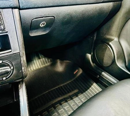 imagem-https://www.socarrao.com.br/sc-vehicle-images-prod/984414/1789417558847-7314917_0_B_2960182273.jpeg