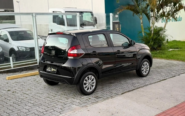 imagem-https://www.socarrao.com.br/sc-vehicle-images-prod/984658/1776174086845-1bbf21a7-826f-45bf-ade3-ba5eaa2c7521.jpg