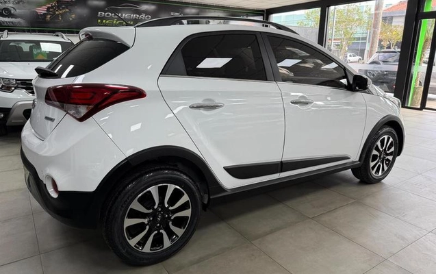 imagem-https://www.socarrao.com.br/sc-vehicle-images-prod/984845/1784552967767-7912644_5_B_7195cc9122.jpeg