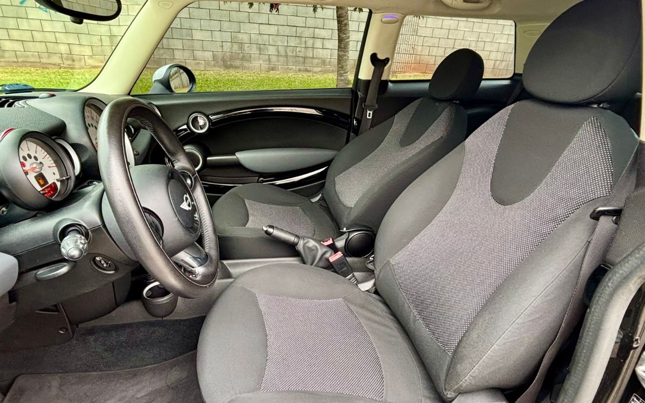 imagem-https://www.socarrao.com.br/sc-vehicle-images-prod/984937/1775483942589-V2hhdHNBcHAgSW1hZ2UgMjAyNi0wNC0wNiBhdCAwOS4xMS4zOC5qcGVn.jpeg