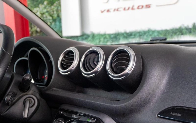 imagem-https://www.socarrao.com.br/sc-vehicle-images-prod/984940/1790367883354-7962292_11_B_9d3d0a5e7c.jpeg