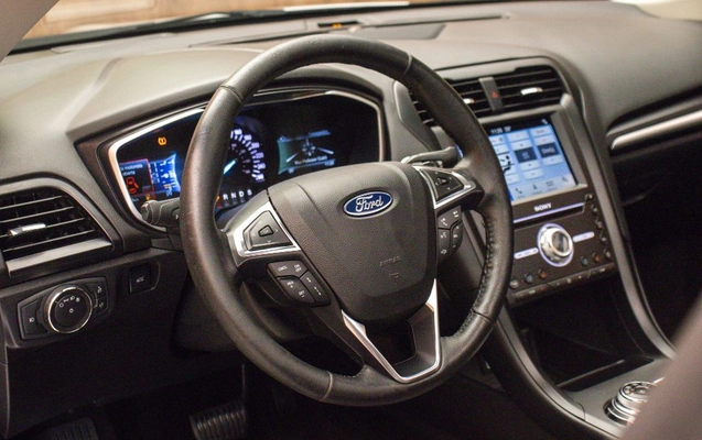 imagem-https://www.socarrao.com.br/sc-vehicle-images-prod/985137/1785874820610-gb-c4fb15c.jpg