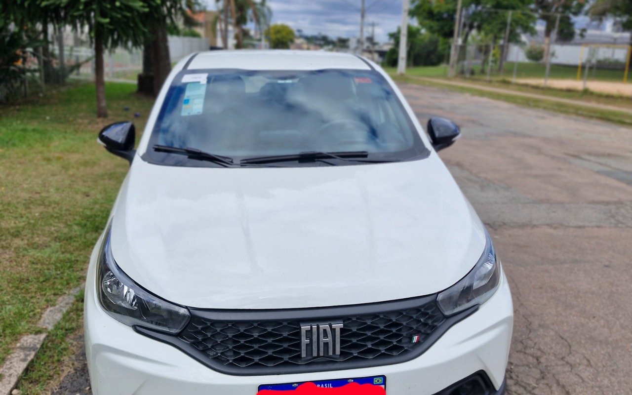 imagem-https://www.socarrao.com.br/sc-vehicle-images-prod/985146/1775488111639-MjAyNjA0MDZfMTEyMzIwLmpwZw.jpg