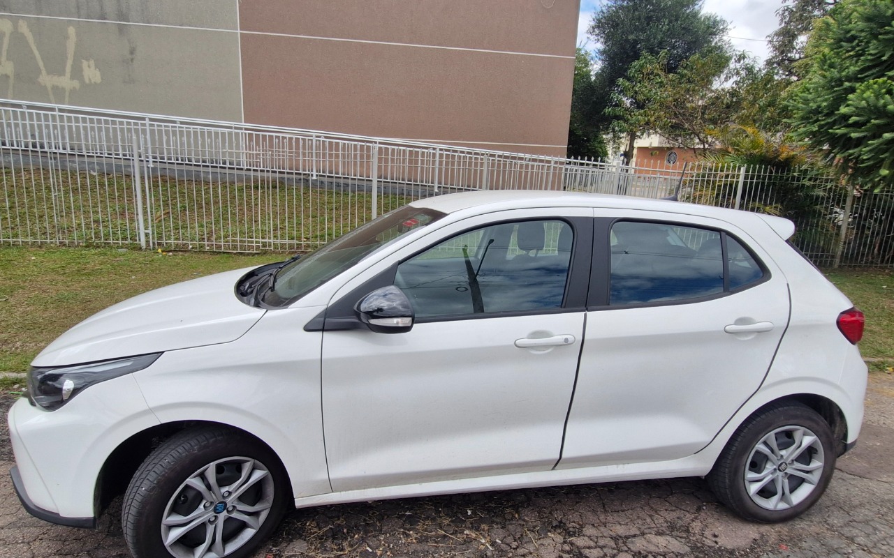 imagem-https://www.socarrao.com.br/sc-vehicle-images-prod/985146/1775488113088-MjAyNjA0MDZfMTEyMjQ2LmpwZw.jpg