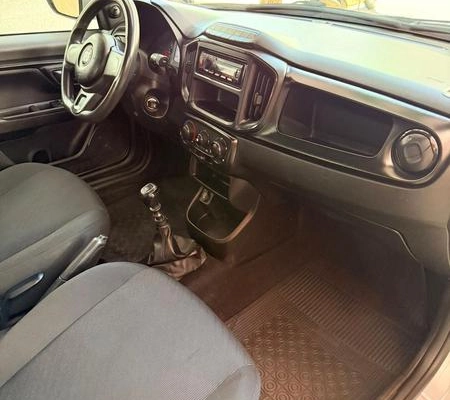 imagem-https://www.socarrao.com.br/sc-vehicle-images-prod/985175/1786363838485-7823838_8_B_cc808d5fef.jpeg