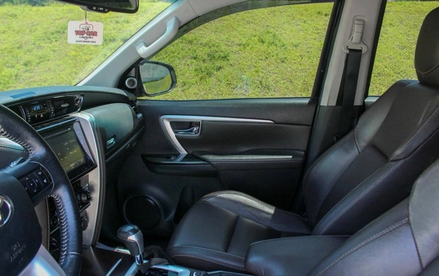 imagem-https://www.socarrao.com.br/sc-vehicle-images-prod/985413/1789396656809-488ff3614c3b4d2690daec981808f491_1771441075823.jpeg