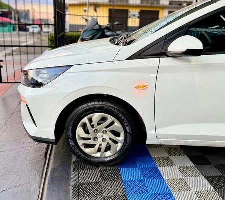 imagem-https://www.socarrao.com.br/sc-vehicle-images-prod/985530/1788876068907-7940175_8_B_603b3adaf2.jpeg